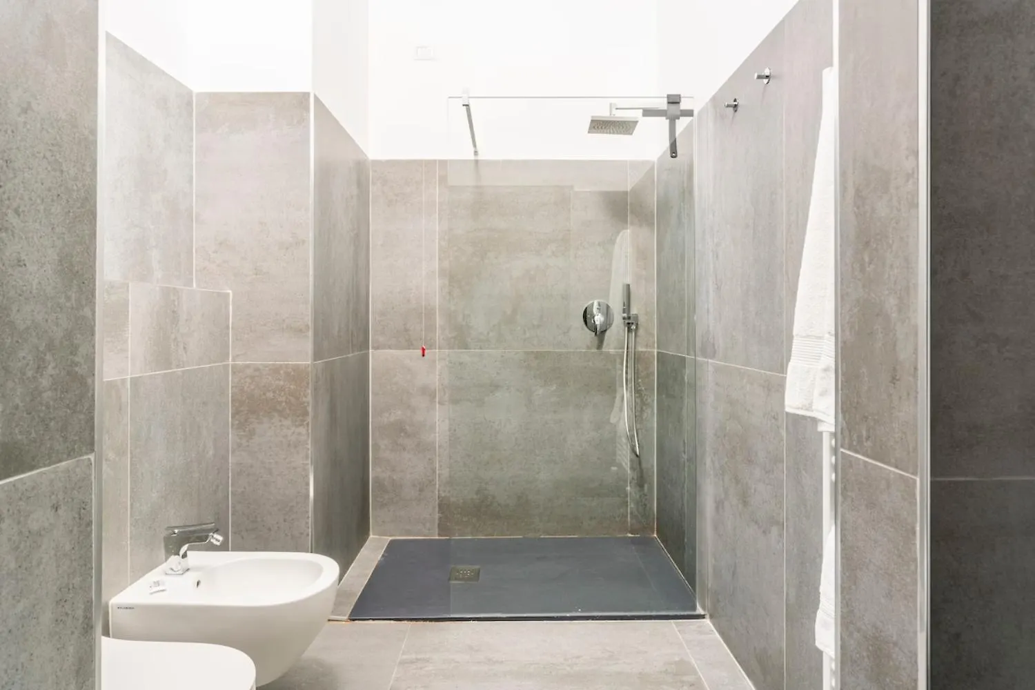 Diaz Novantuno - Luxury Apartments Como City Center Olaszország