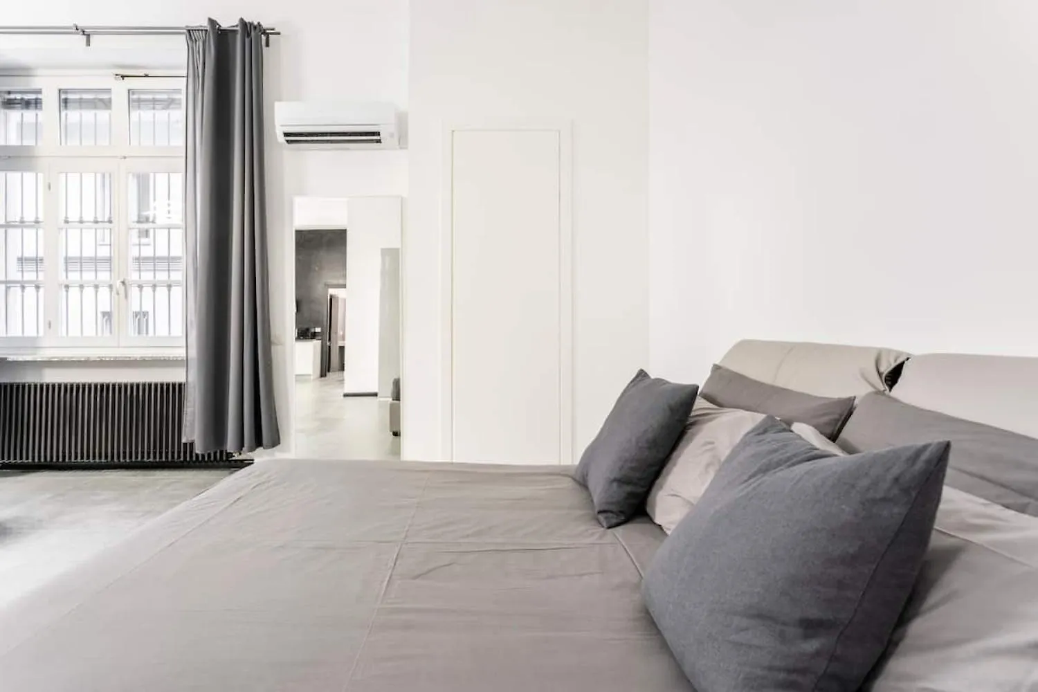 Diaz Novantuno - Luxury Apartments Como City Center 0*,